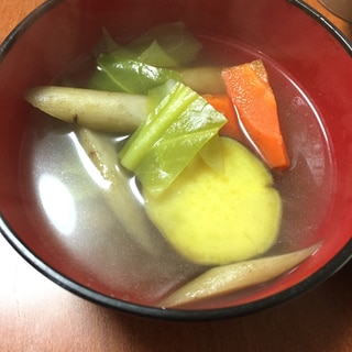 ●ゴロゴロ根菜のコンソメ塩麹スープ ＊幼児食離乳食